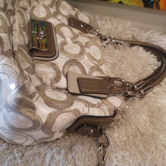 coach bag - Picture 10 of 16